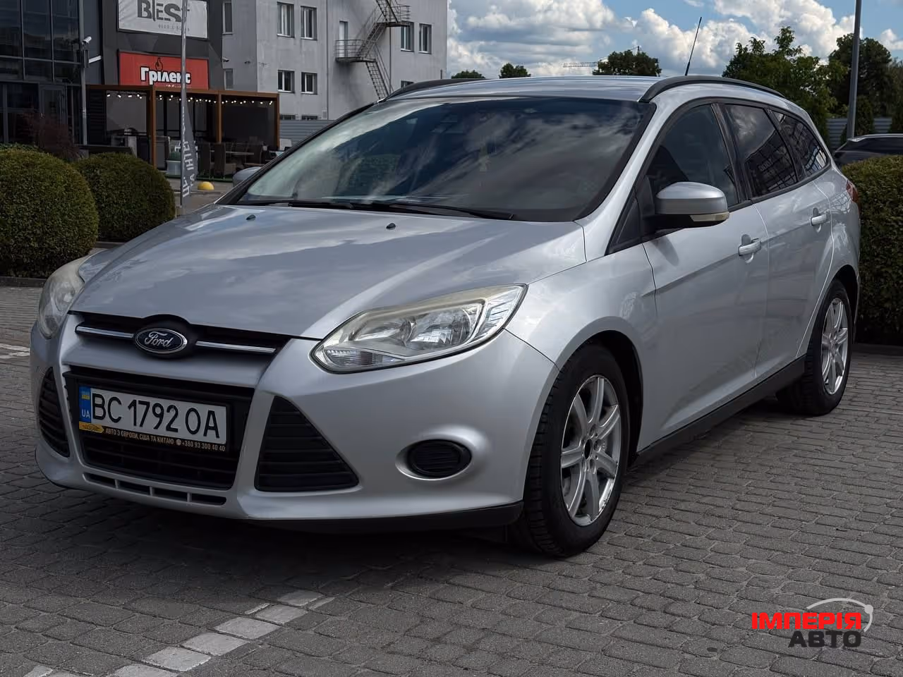 Ford Focus - фото 8