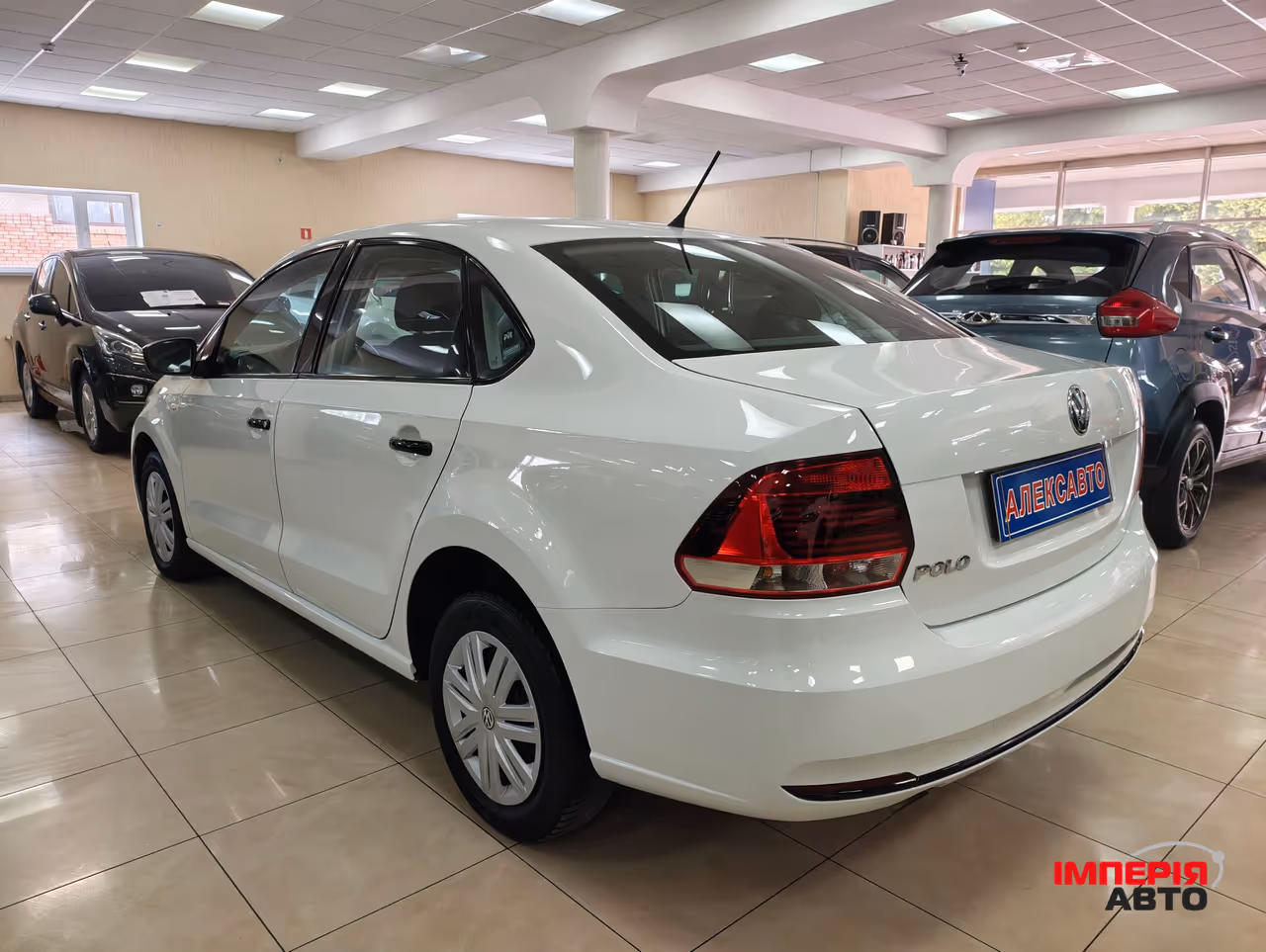 Volkswagen Polo - фото 2