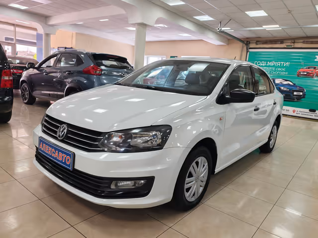 Volkswagen Polo - фото 1