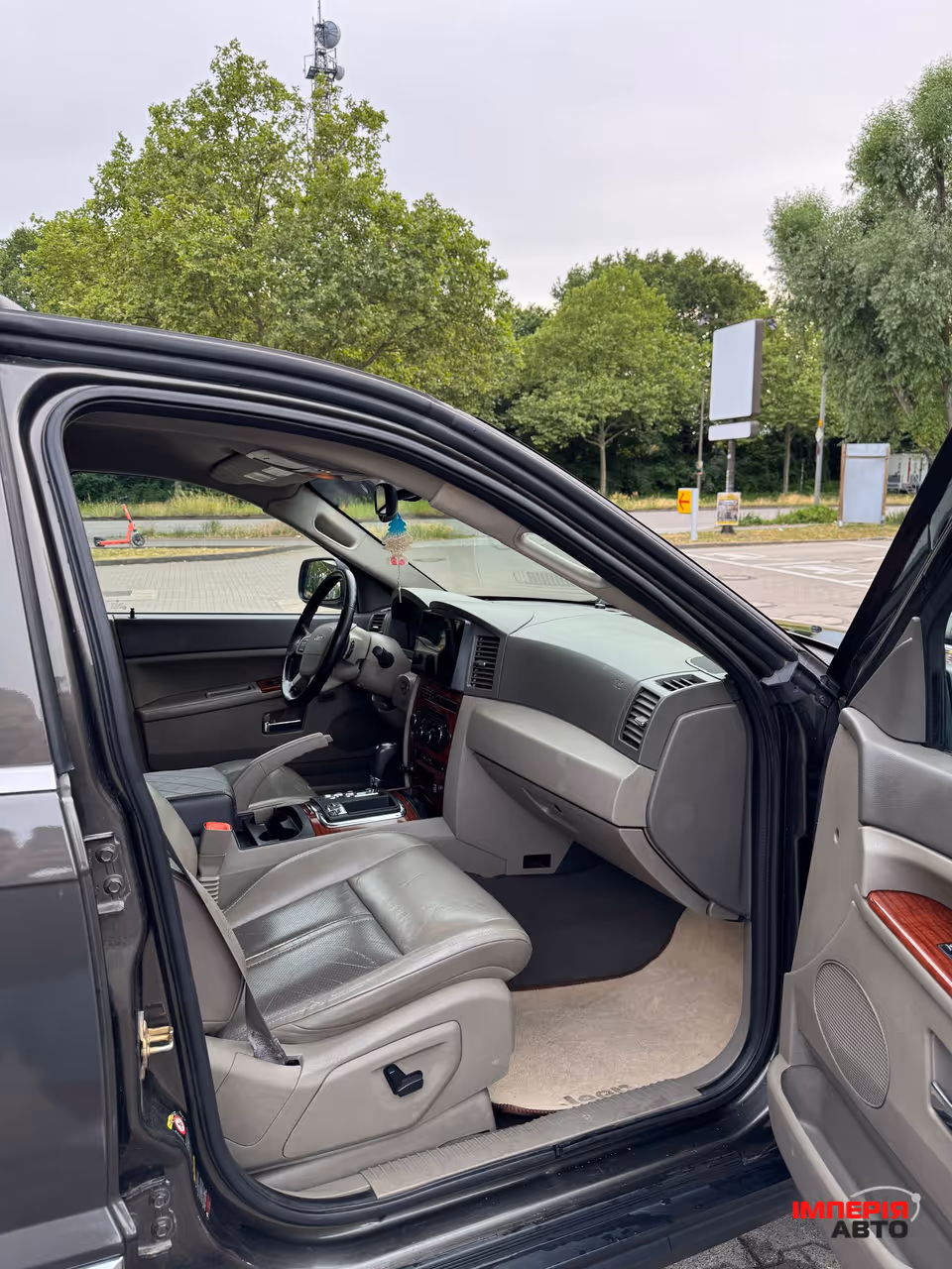 Jeep Grand Cherokee - фото 6