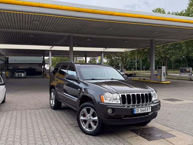 Jeep Grand Cherokee - фото 1