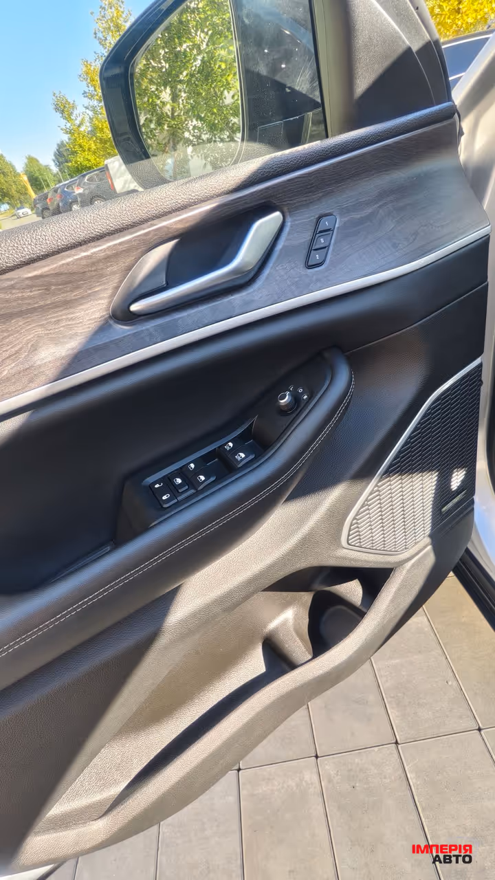 Jeep Grand Cherokee - фото 20
