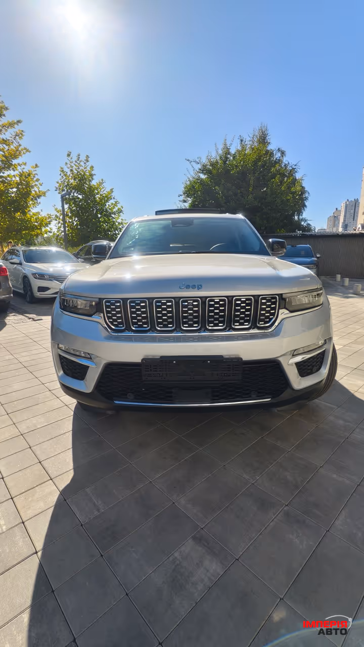 Jeep Grand Cherokee - фото 1