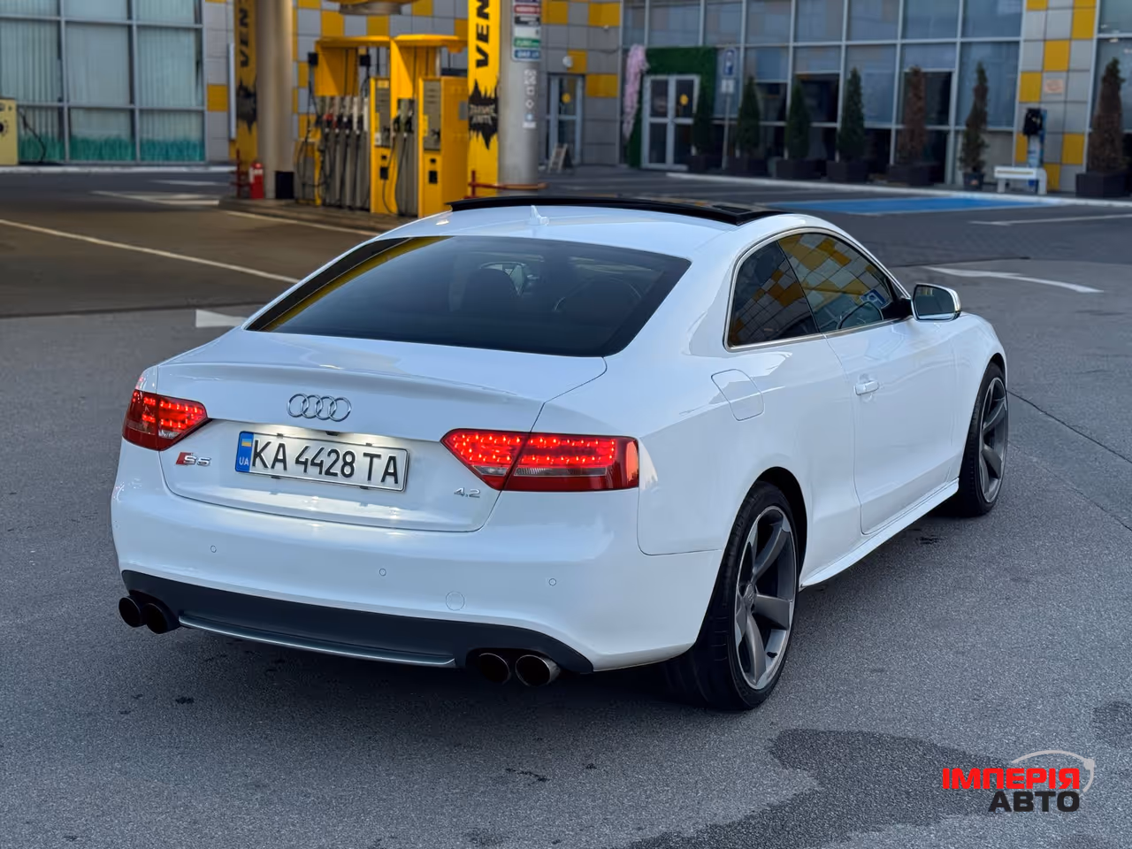 Audi S5 - фото 6