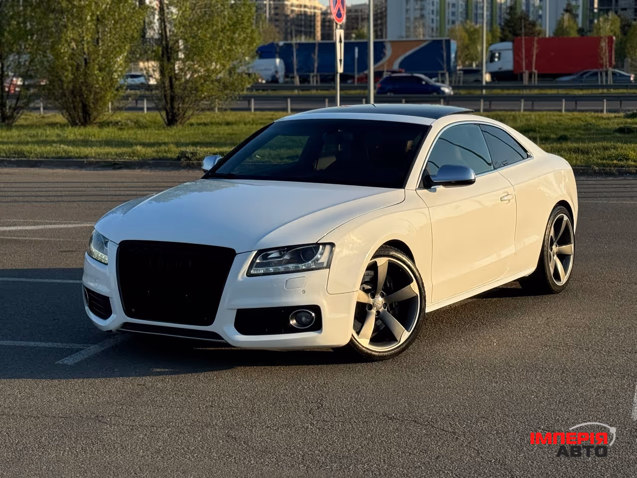 Audi S5 - фото 1
