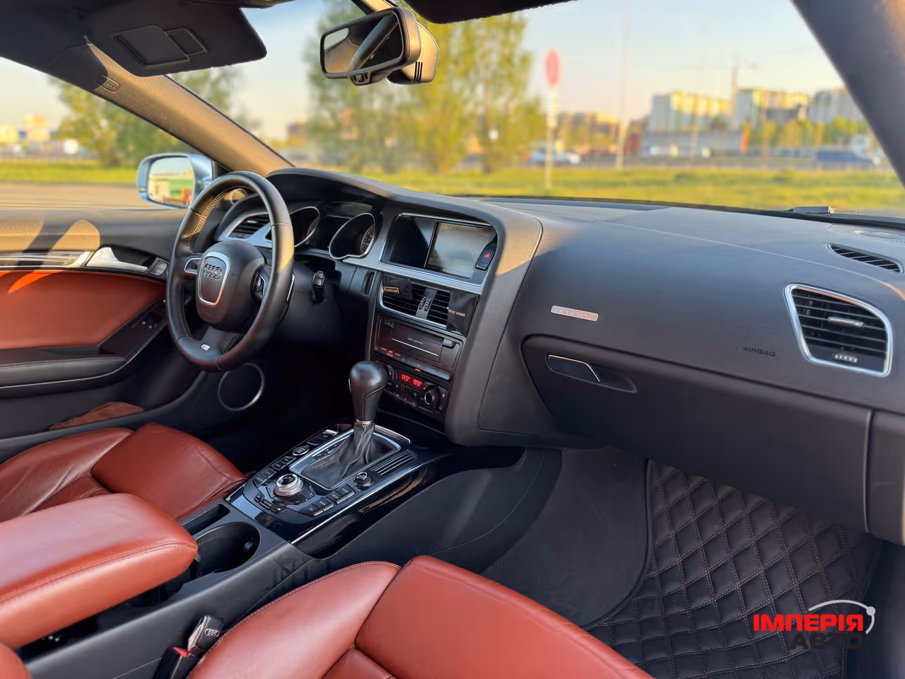 Audi S5 - фото 6