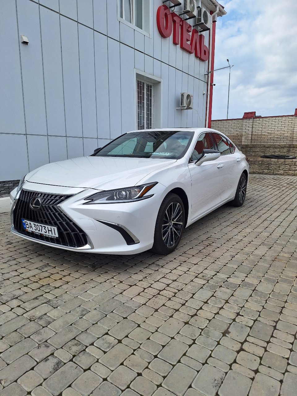 Lexus ES - фото 9