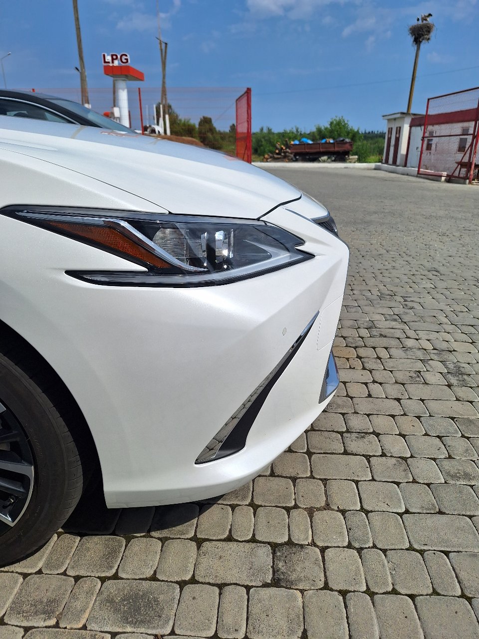 Lexus ES - фото 6