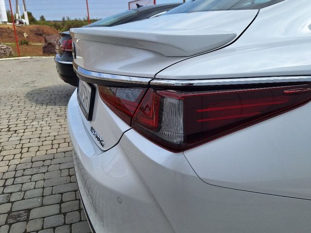 Lexus ES - зображення 2