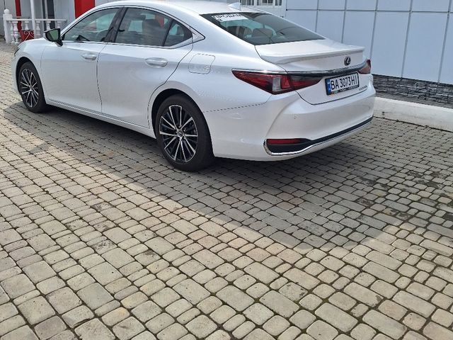 Lexus ES - зображення 5