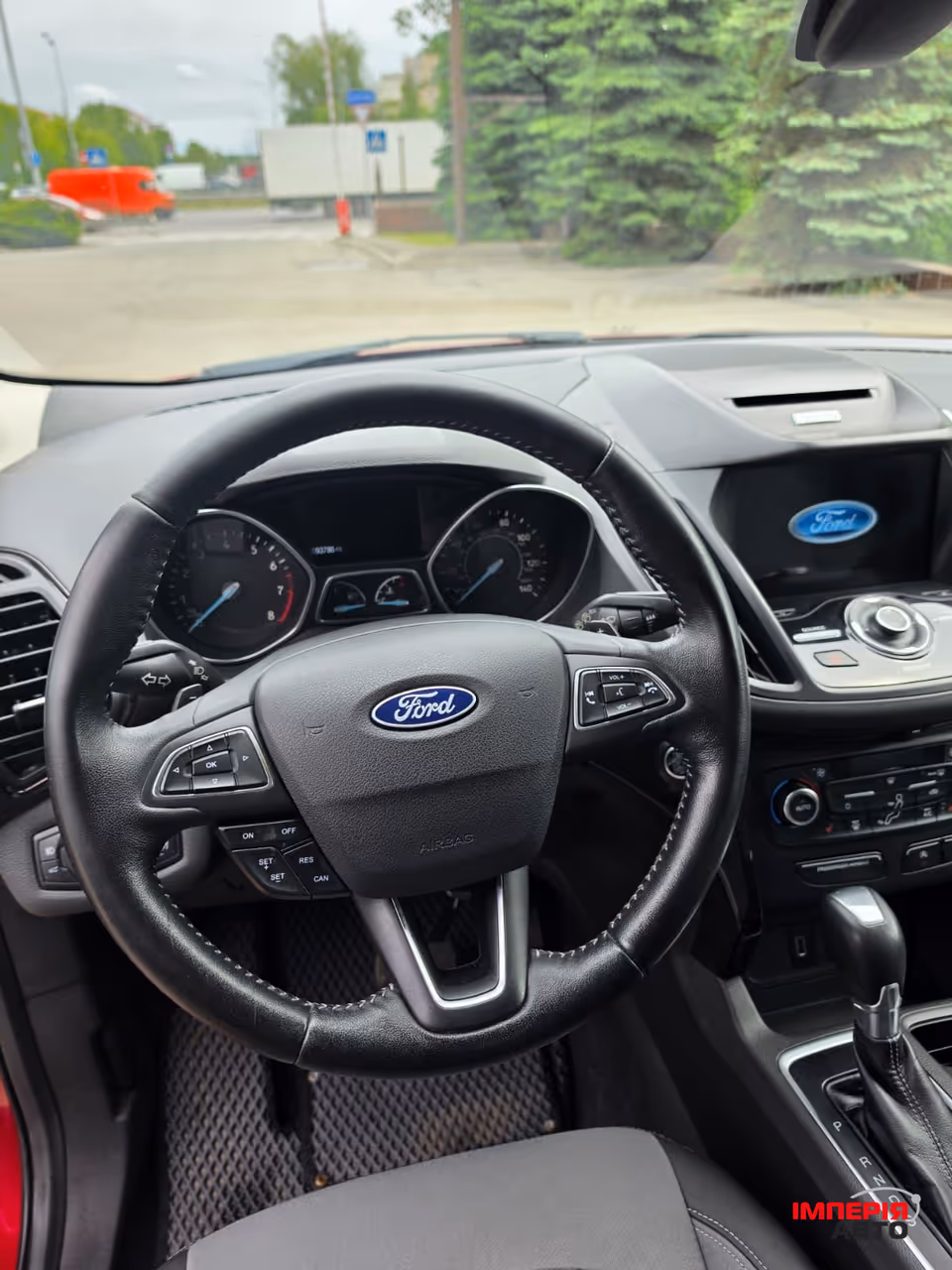 Ford Escape - фото 8