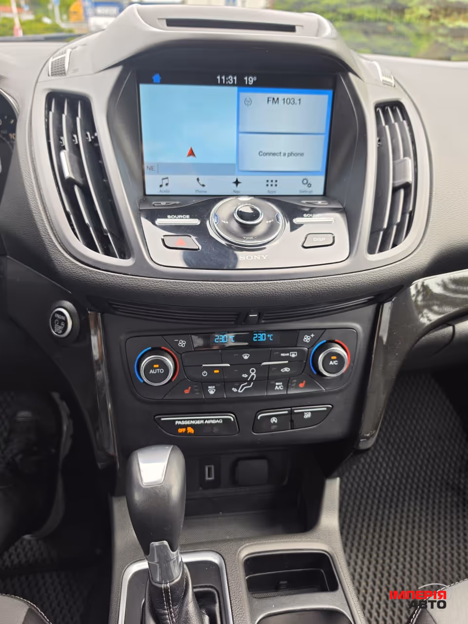 Ford Escape - фото 26