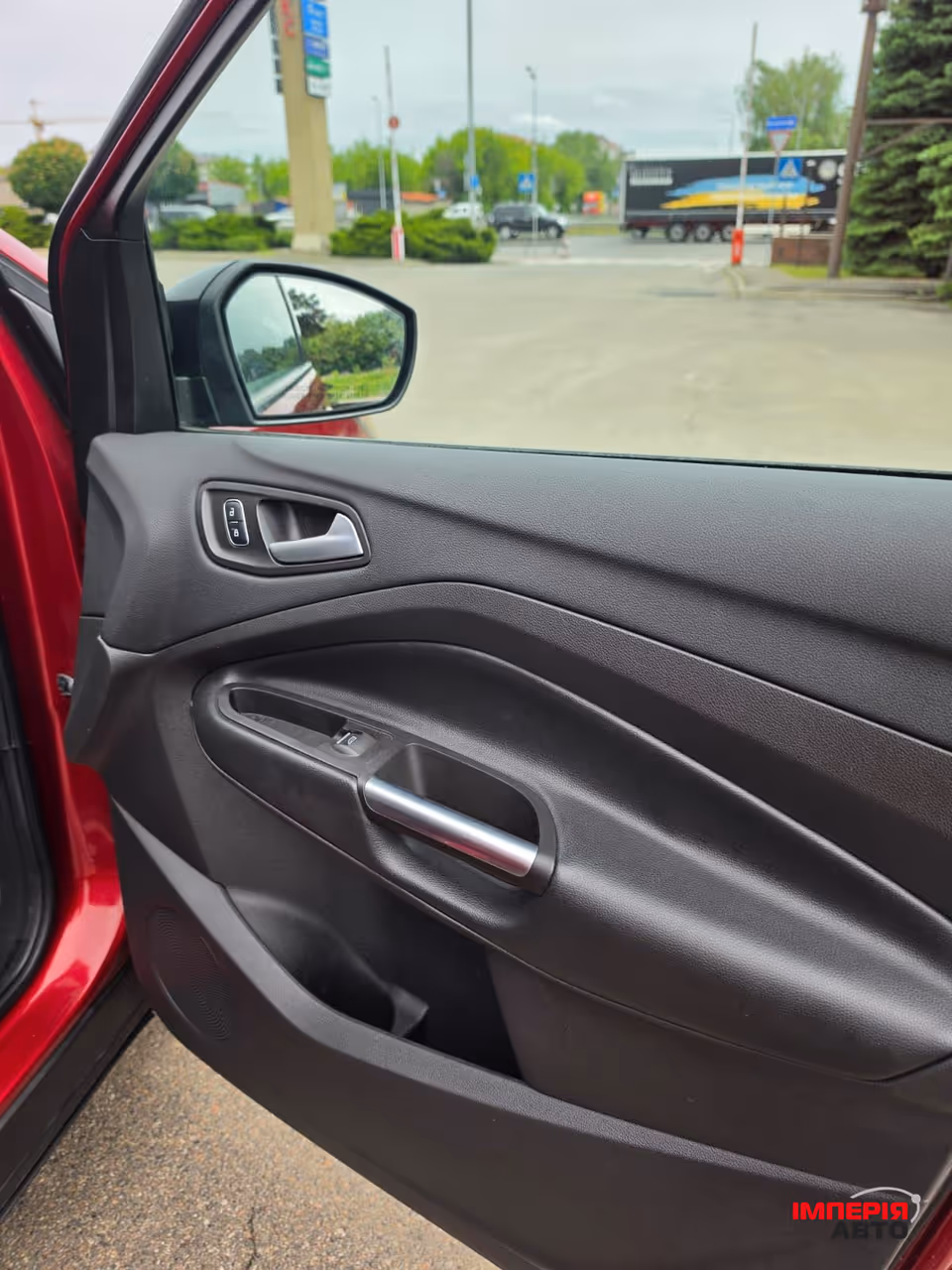 Ford Escape - фото 9