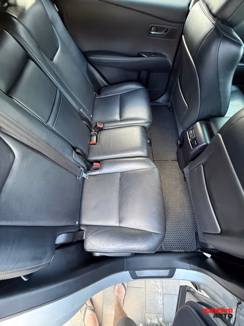Lexus RX - фото 16