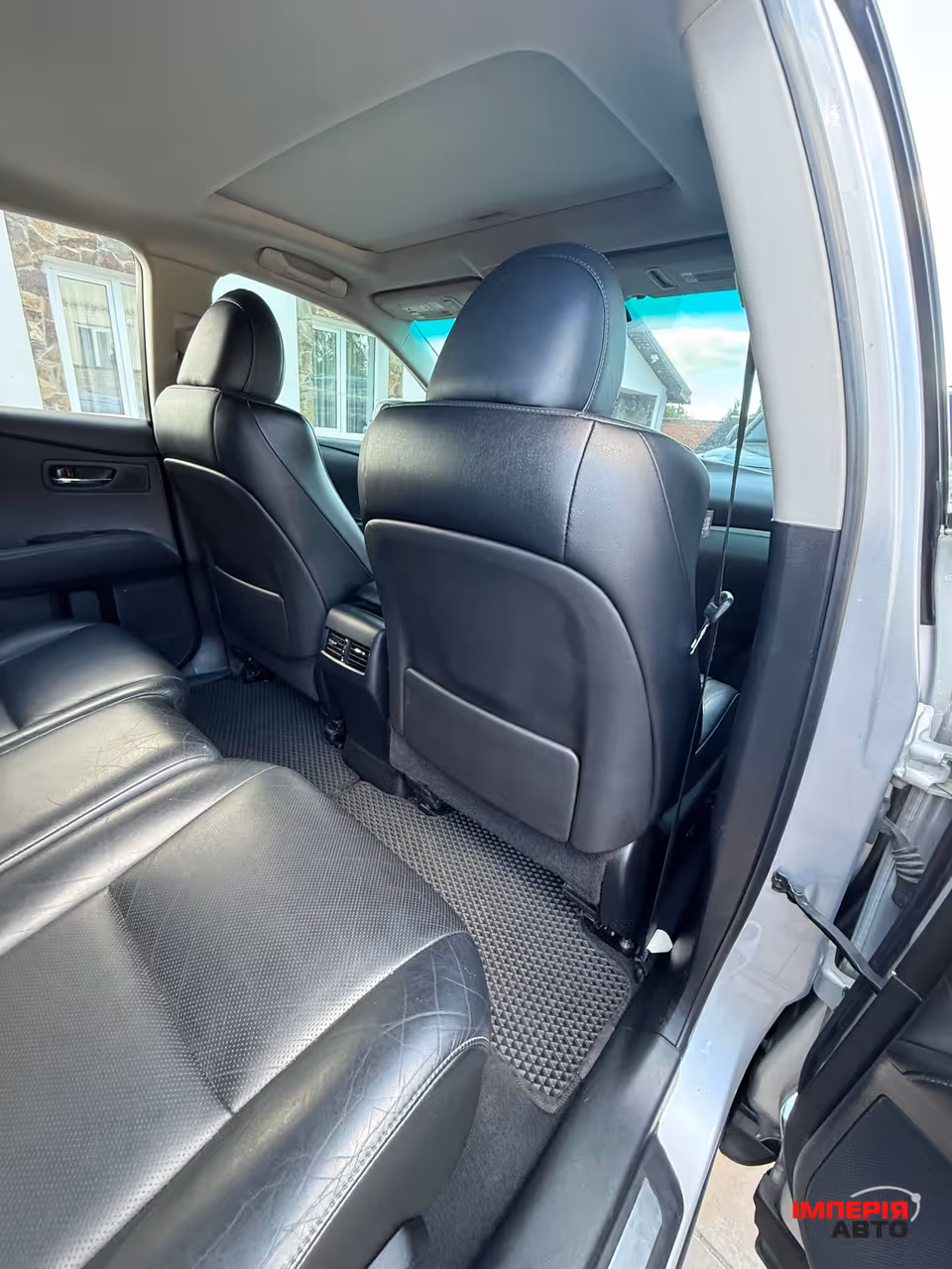 Lexus RX - фото 14