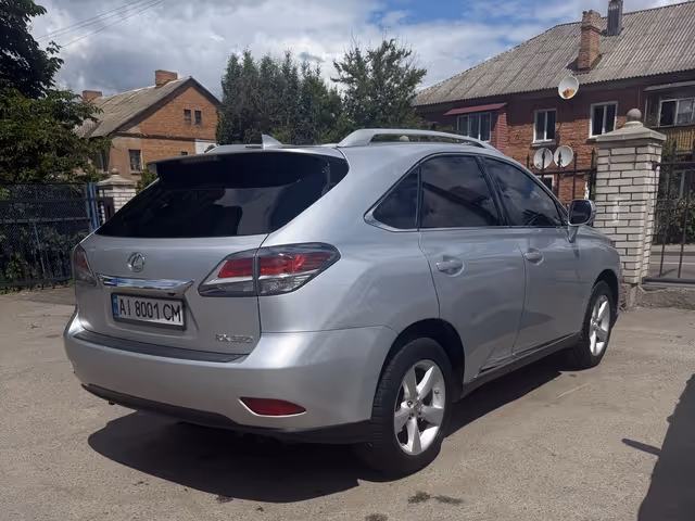 Lexus RX - фото 1