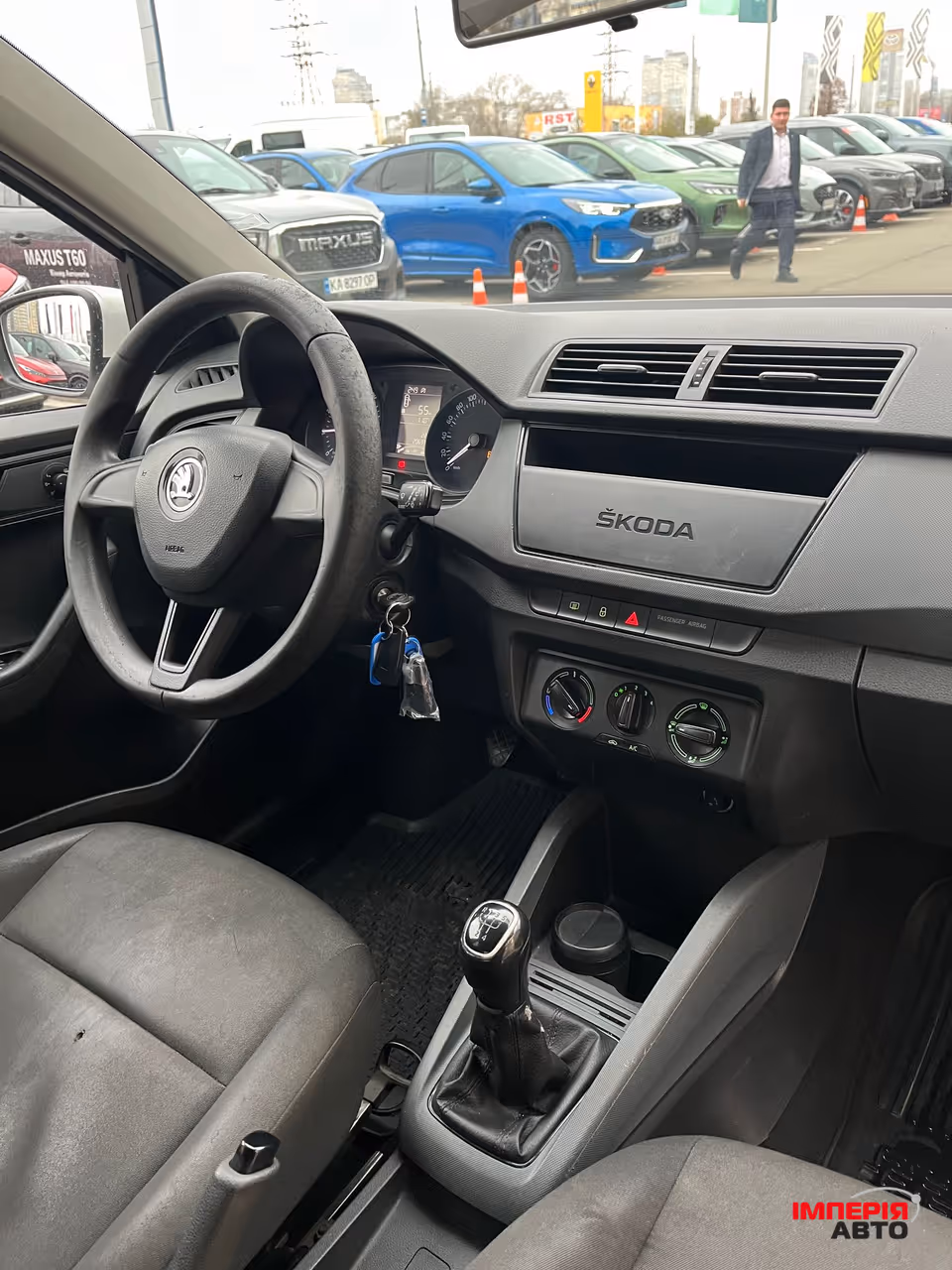 Skoda Fabia - фото 13
