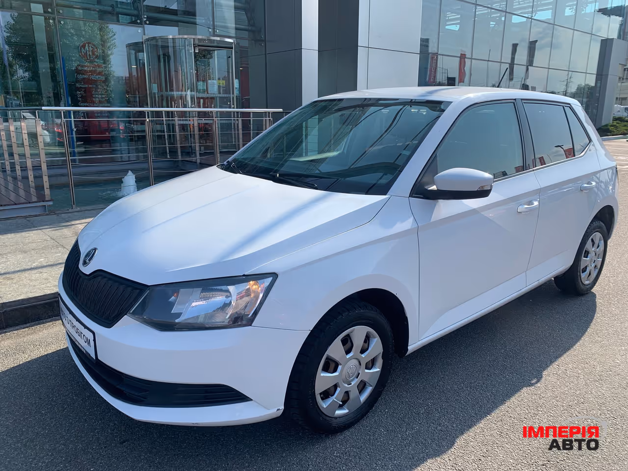 Skoda Fabia - фото 2