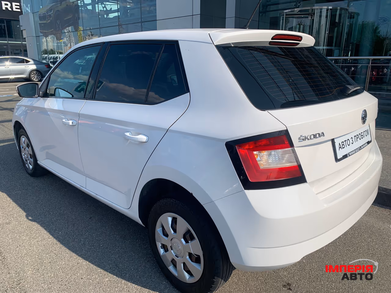 Skoda Fabia - фото 10