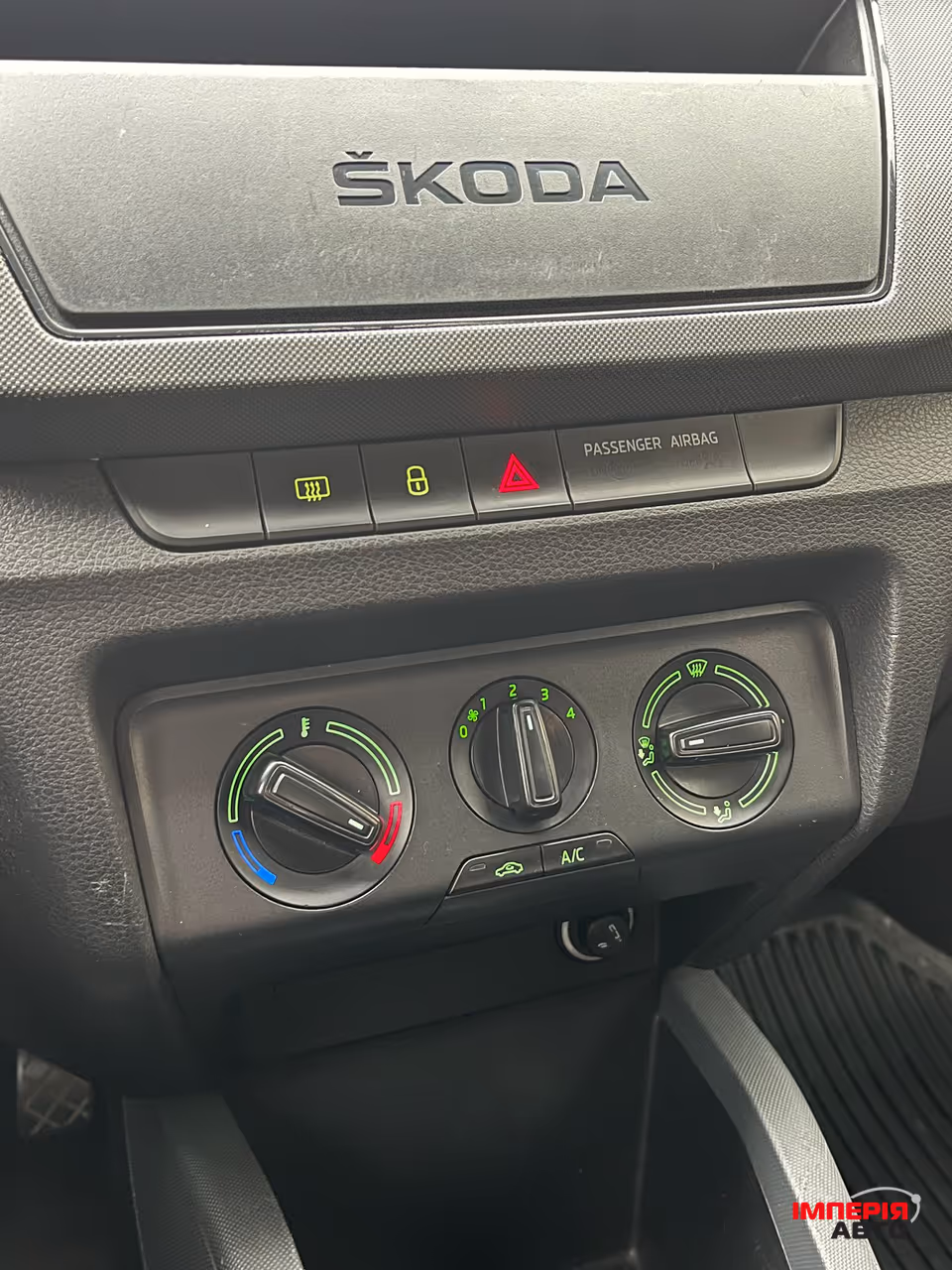Skoda Fabia - фото 18