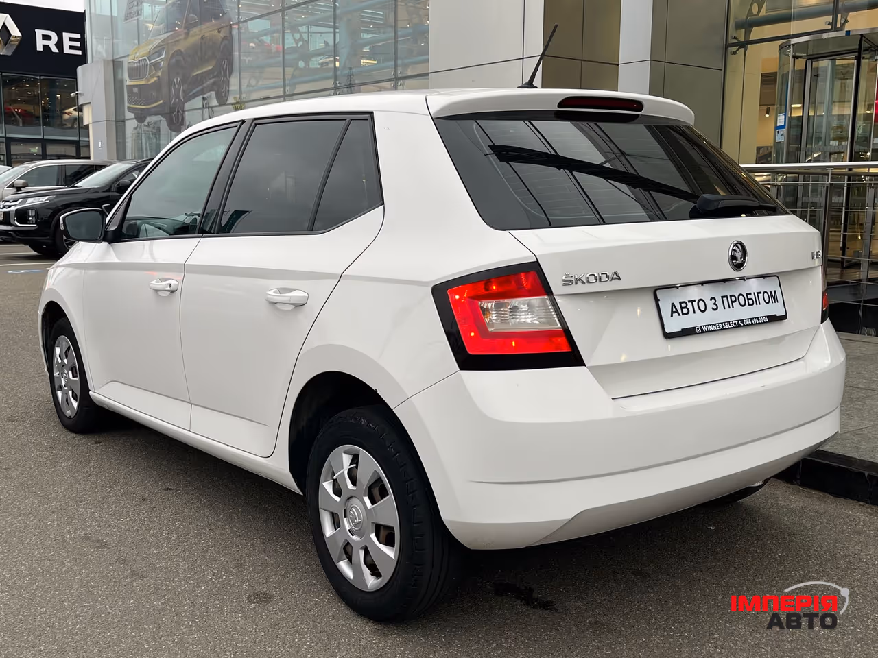 Skoda Fabia - фото 8