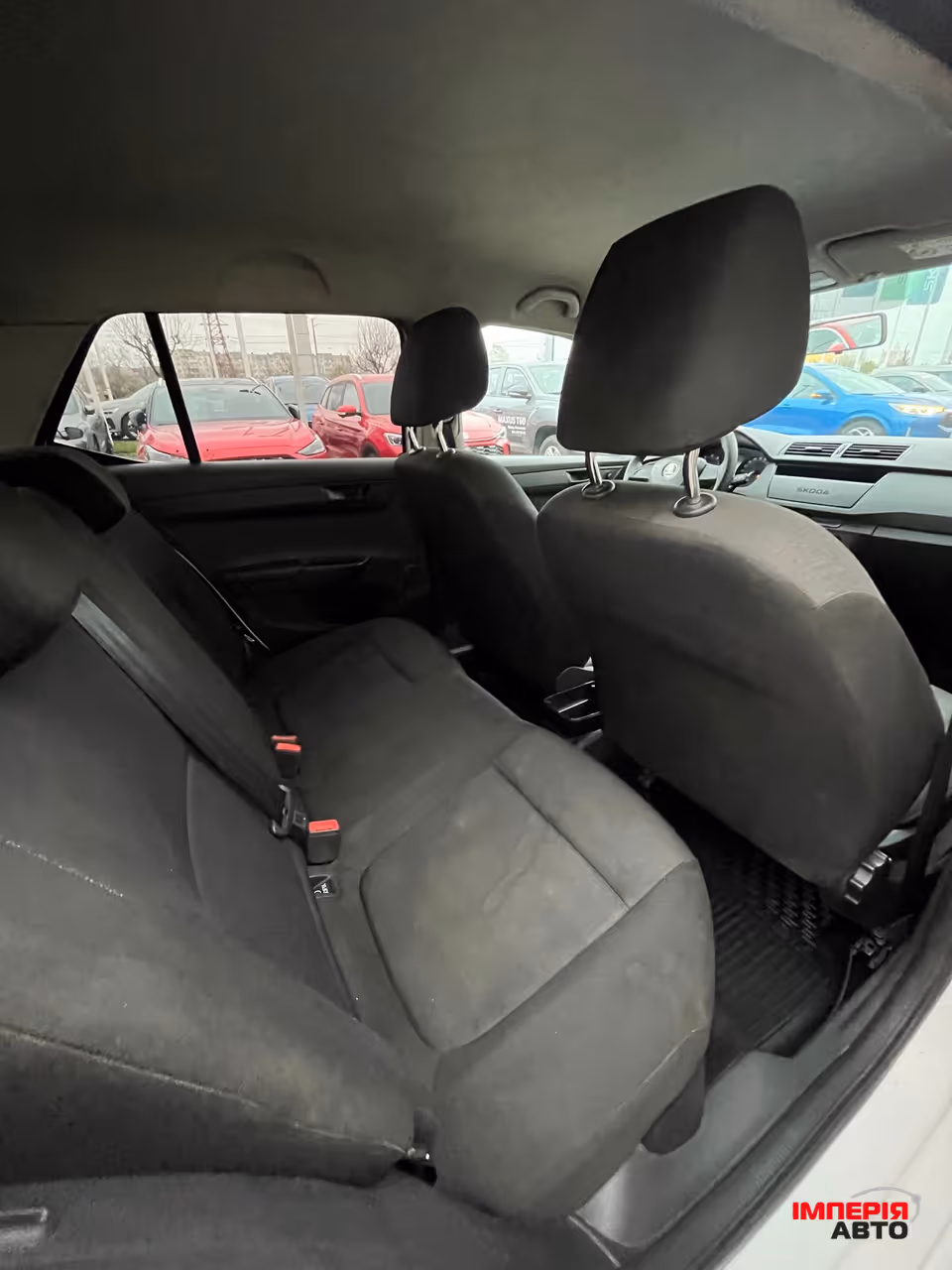 Skoda Fabia - фото 11