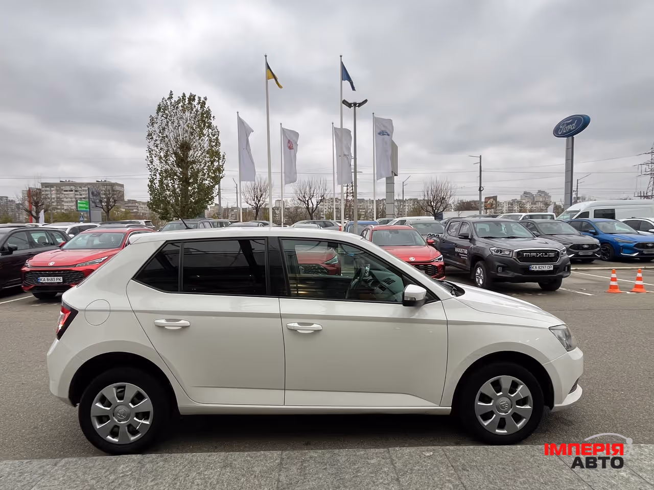Skoda Fabia - фото 5