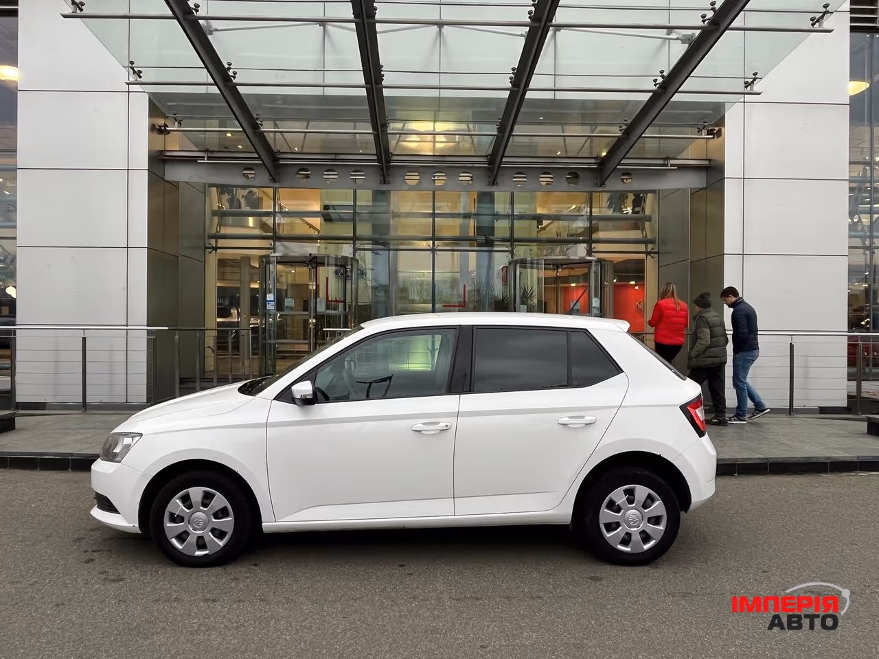 Skoda Fabia - фото 9