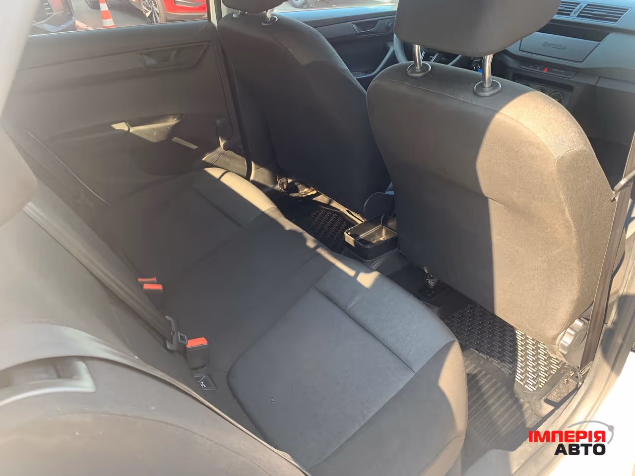 Skoda Fabia - фото 16