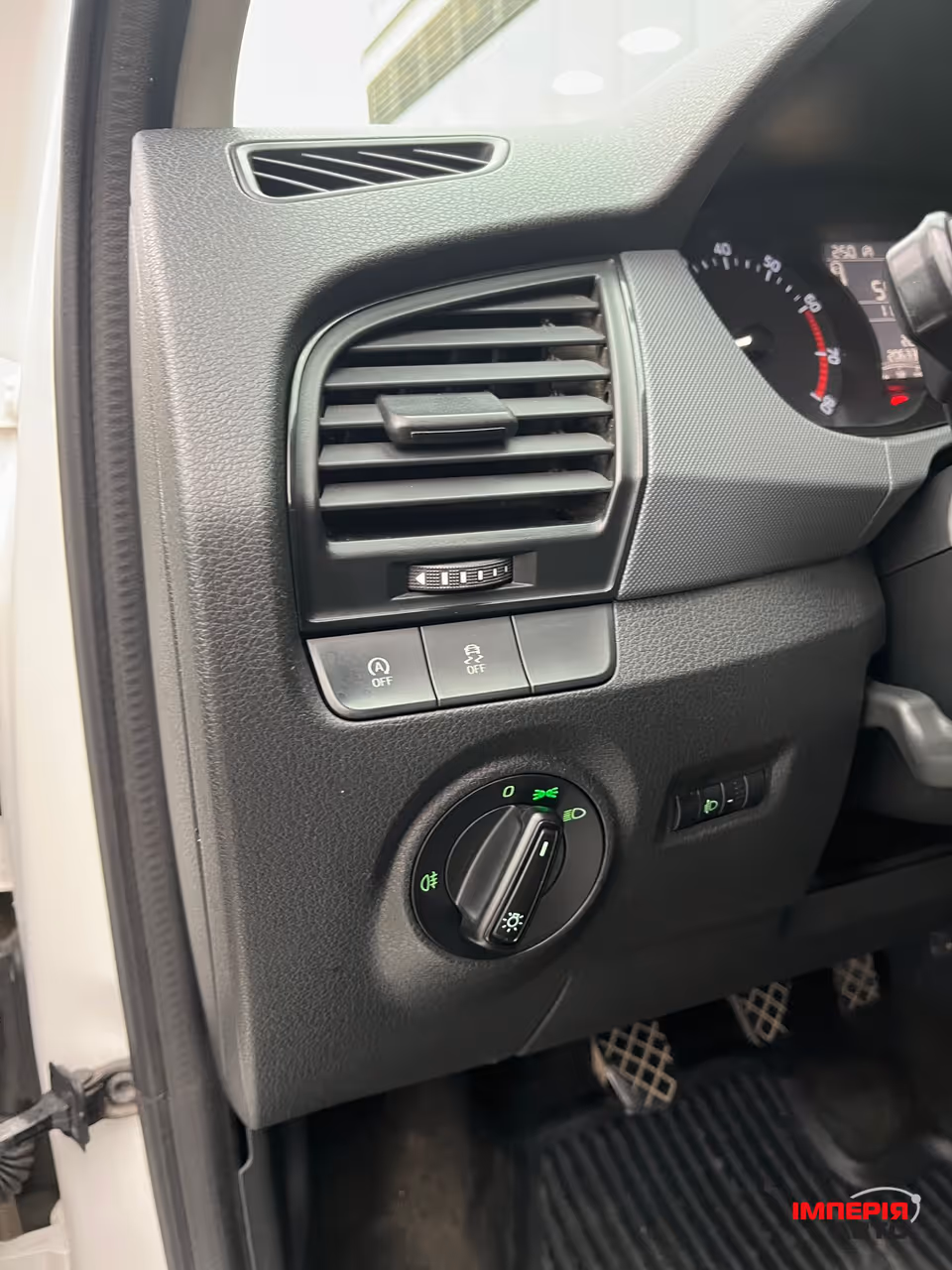 Skoda Fabia - фото 16