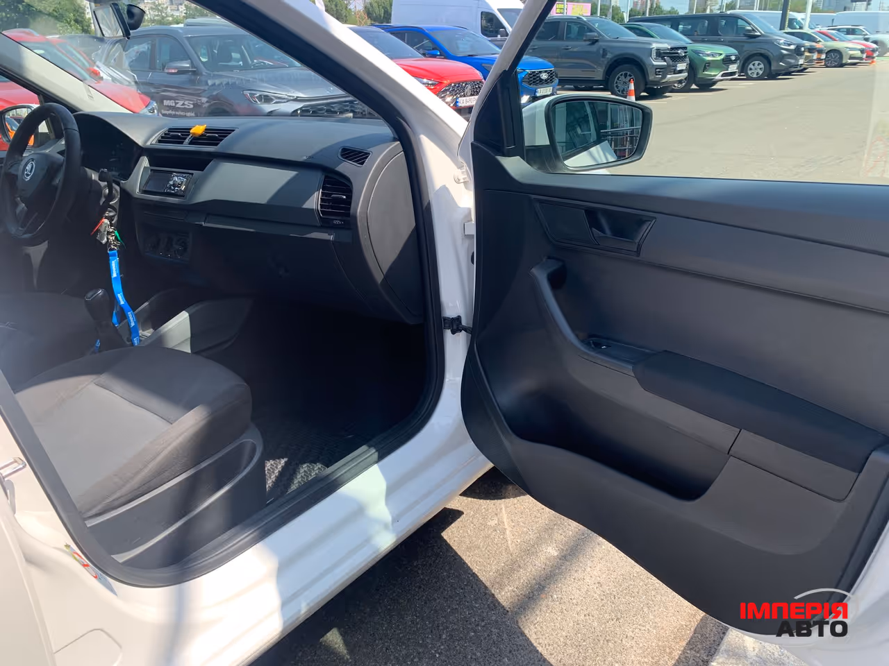Skoda Fabia - фото 11