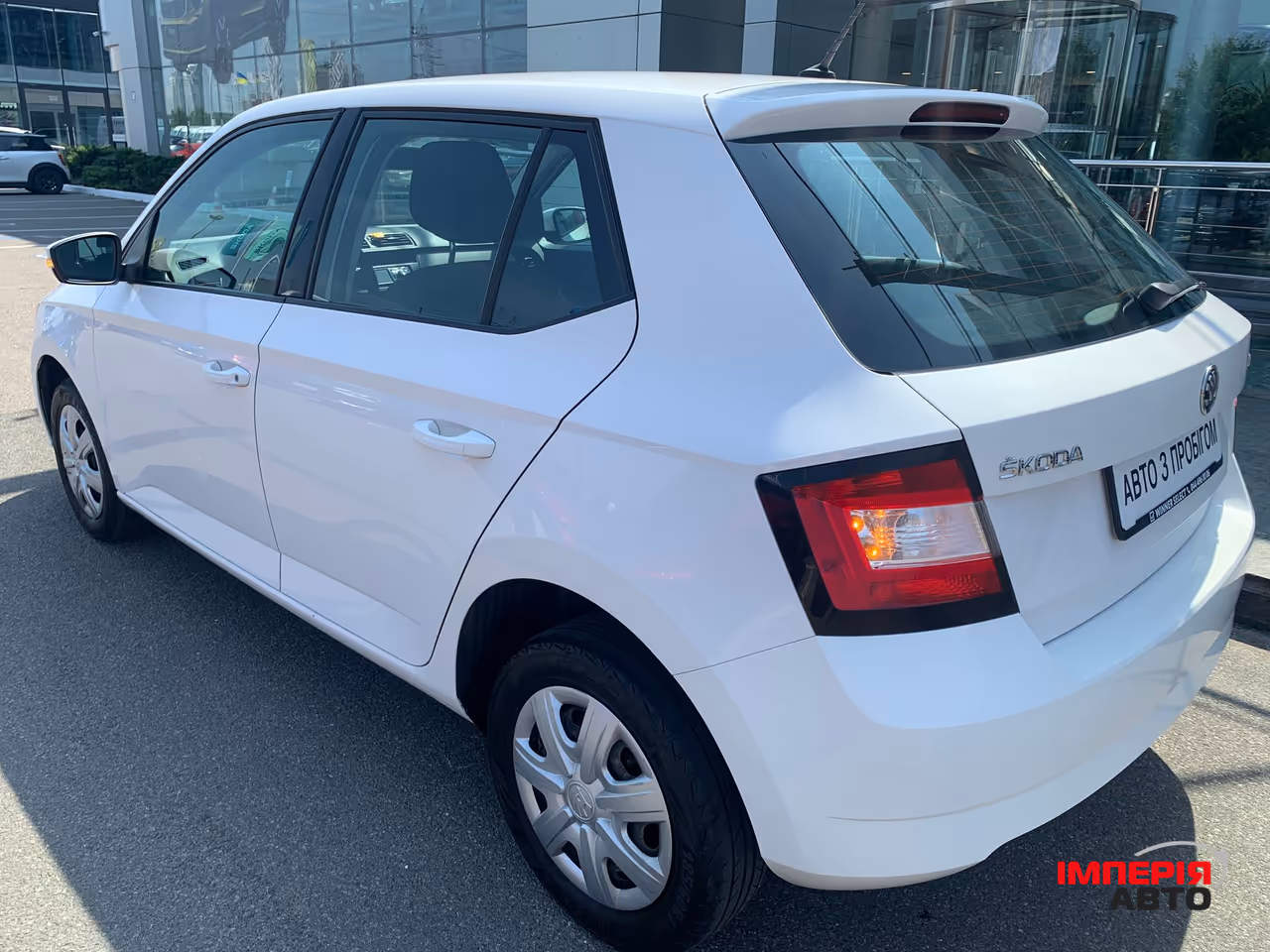 Skoda Fabia - фото 9