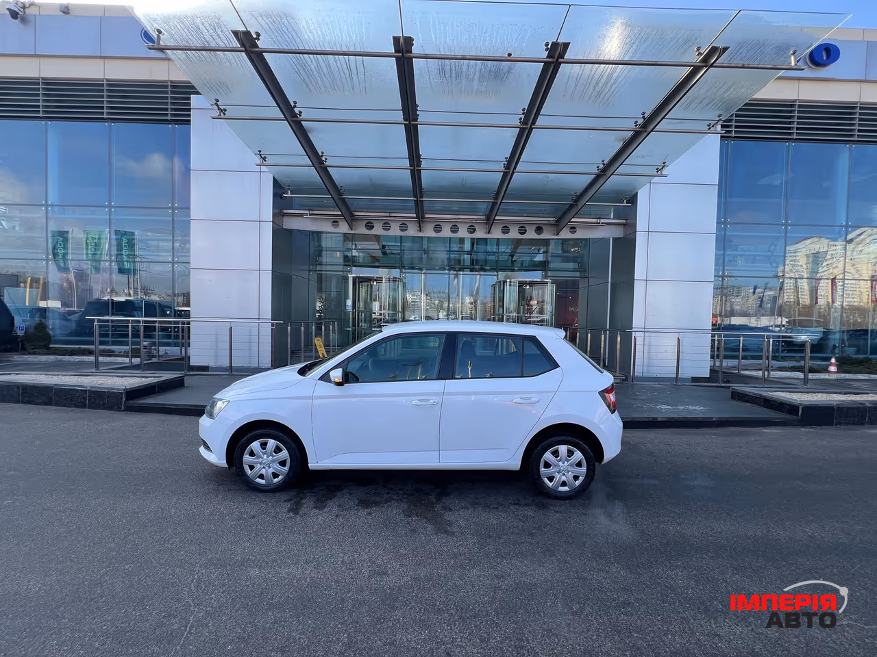 Skoda Fabia - фото 23