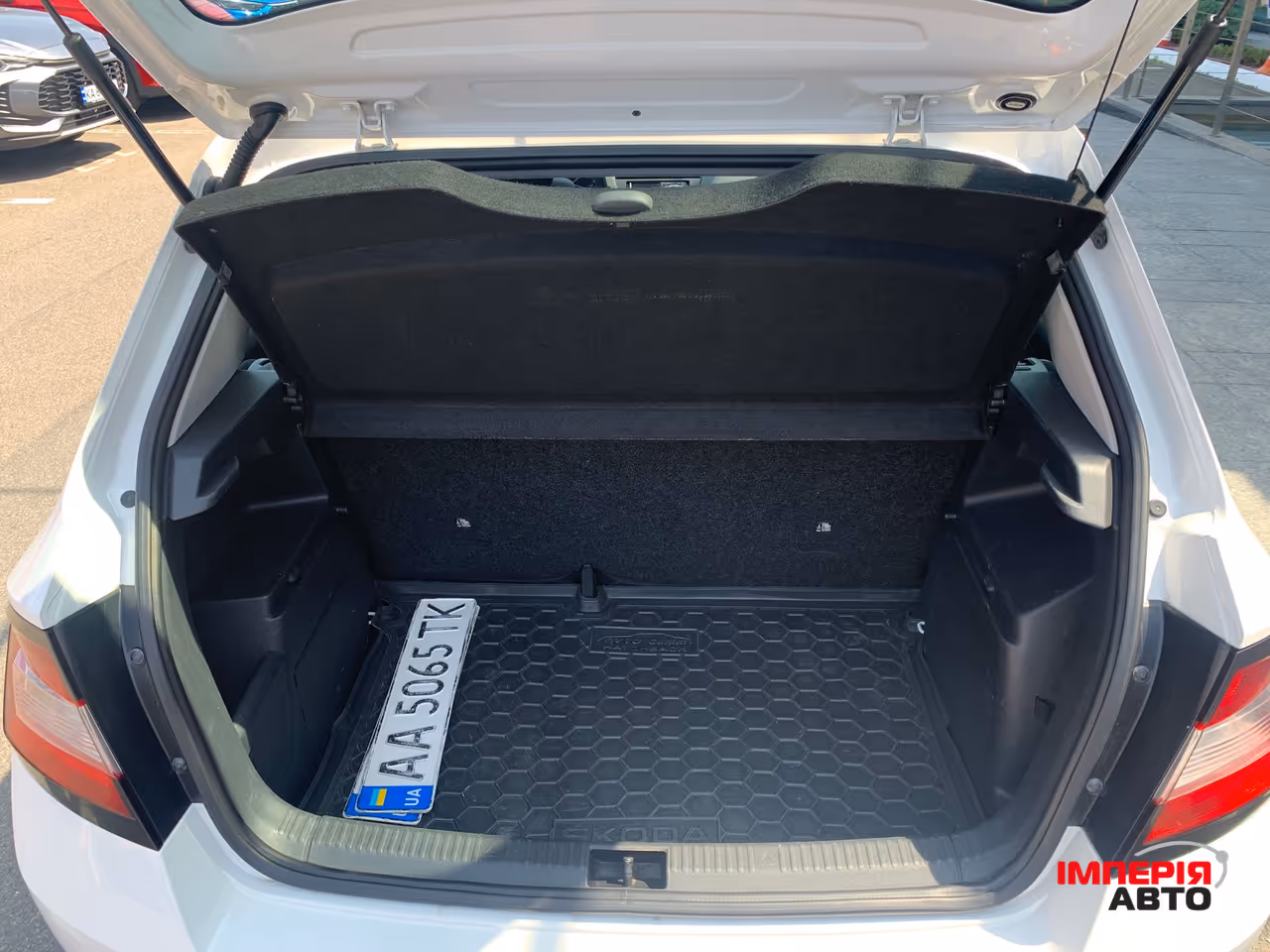 Skoda Fabia - фото 8
