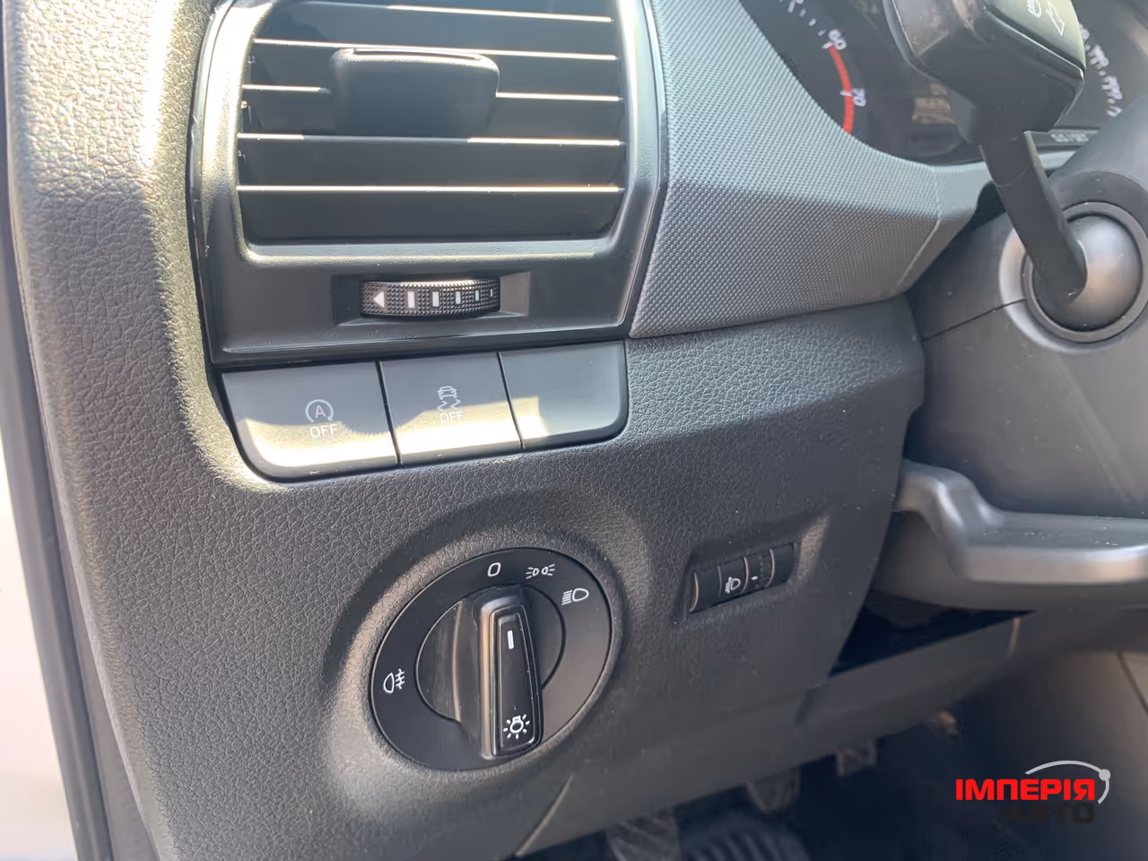 Skoda Fabia - фото 21