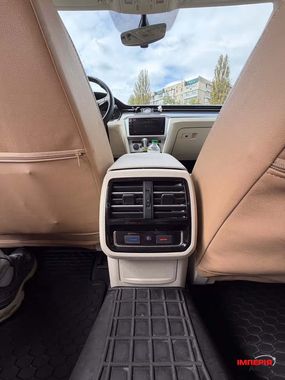 Volkswagen Passat - фото 15