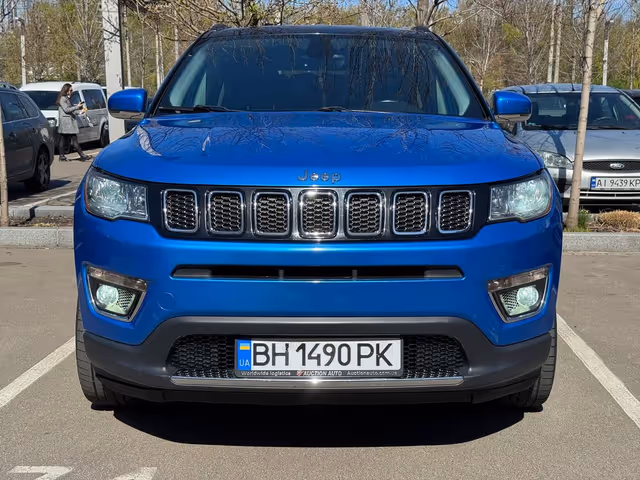 Jeep Compass - фото 2