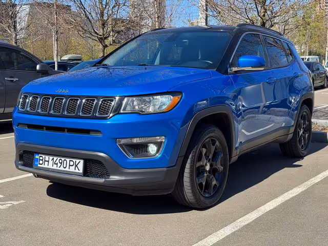 Jeep Compass - фото 1