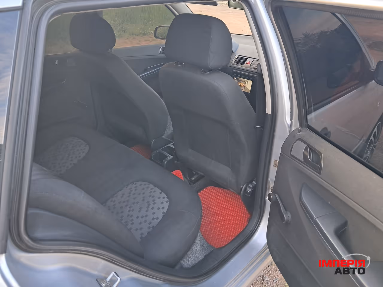Skoda Fabia - фото 11