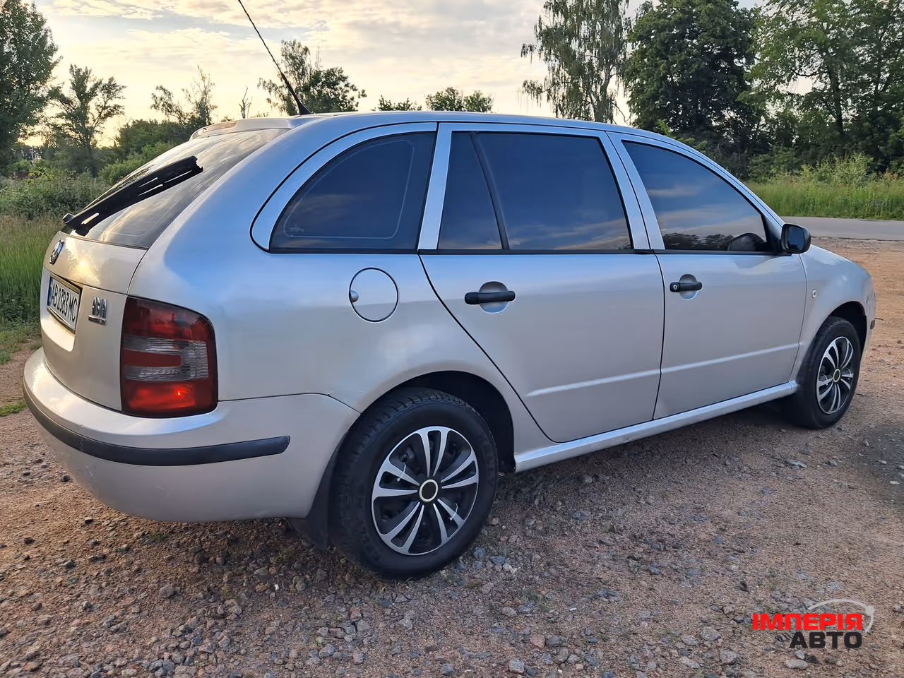 Skoda Fabia - фото 8
