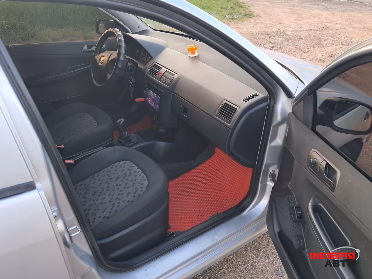 Skoda Fabia - фото 12