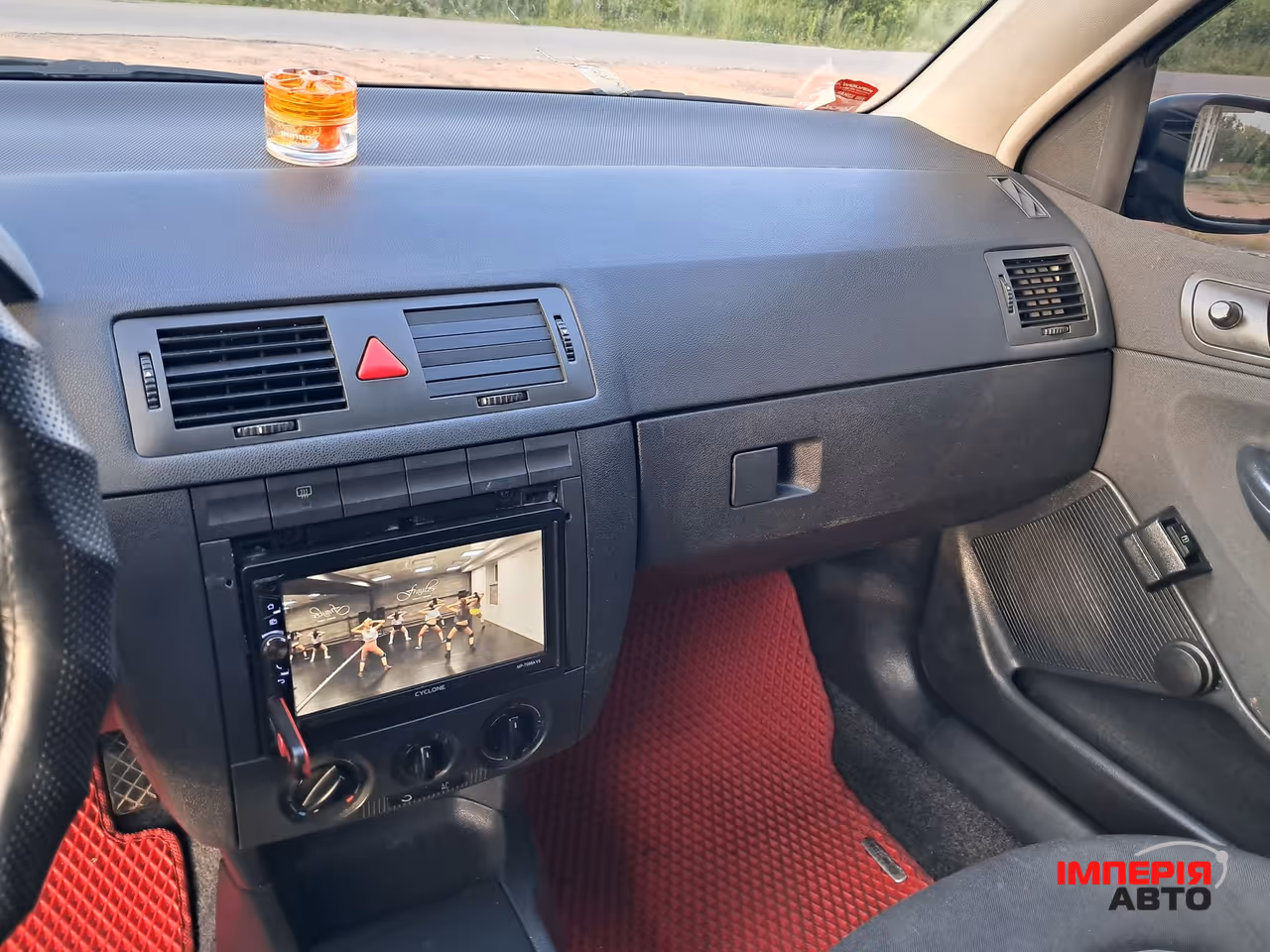 Skoda Fabia - фото 14