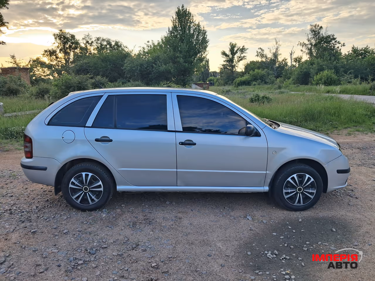 Skoda Fabia - фото 2