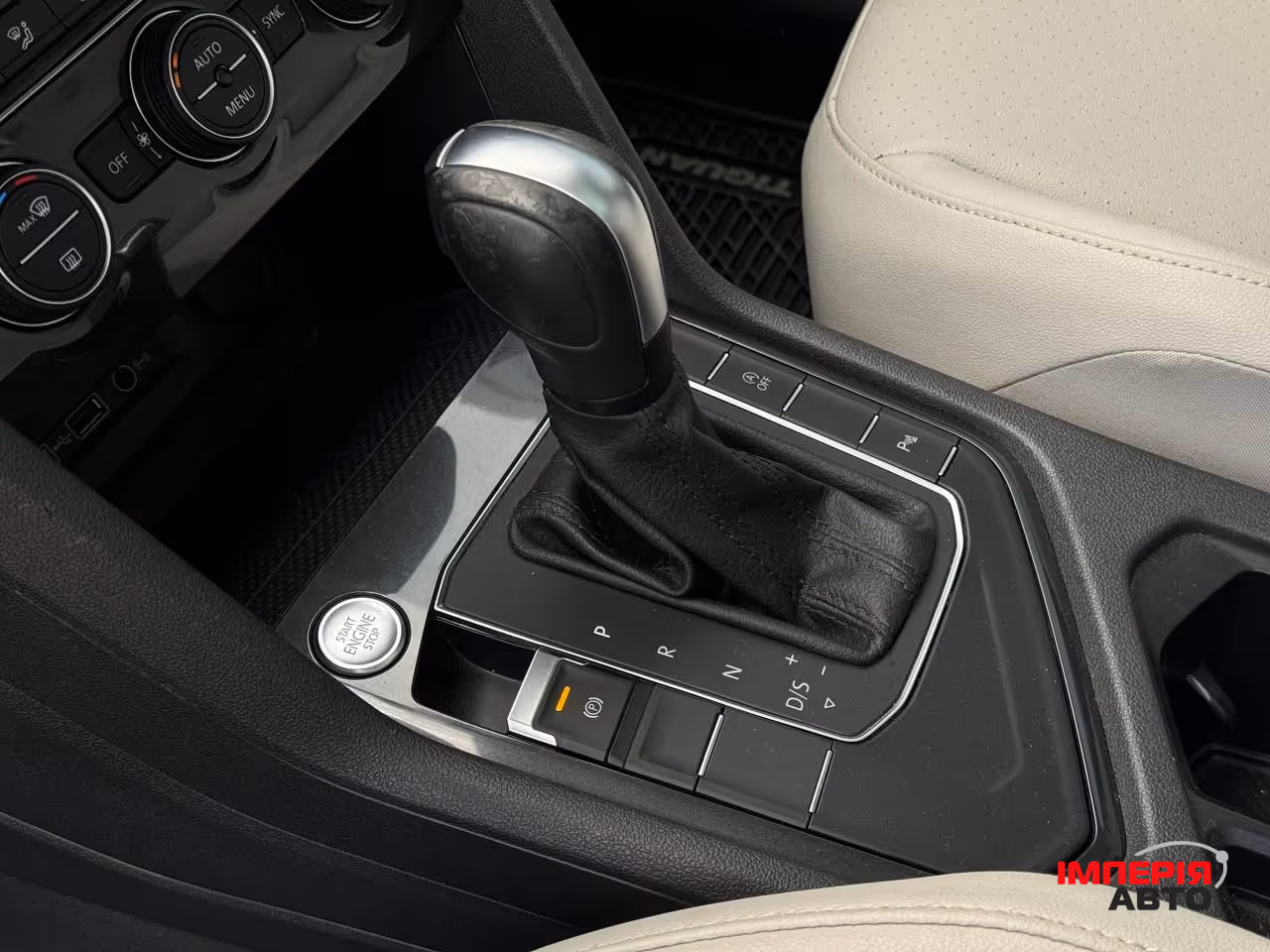 Volkswagen Tiguan - фото 39