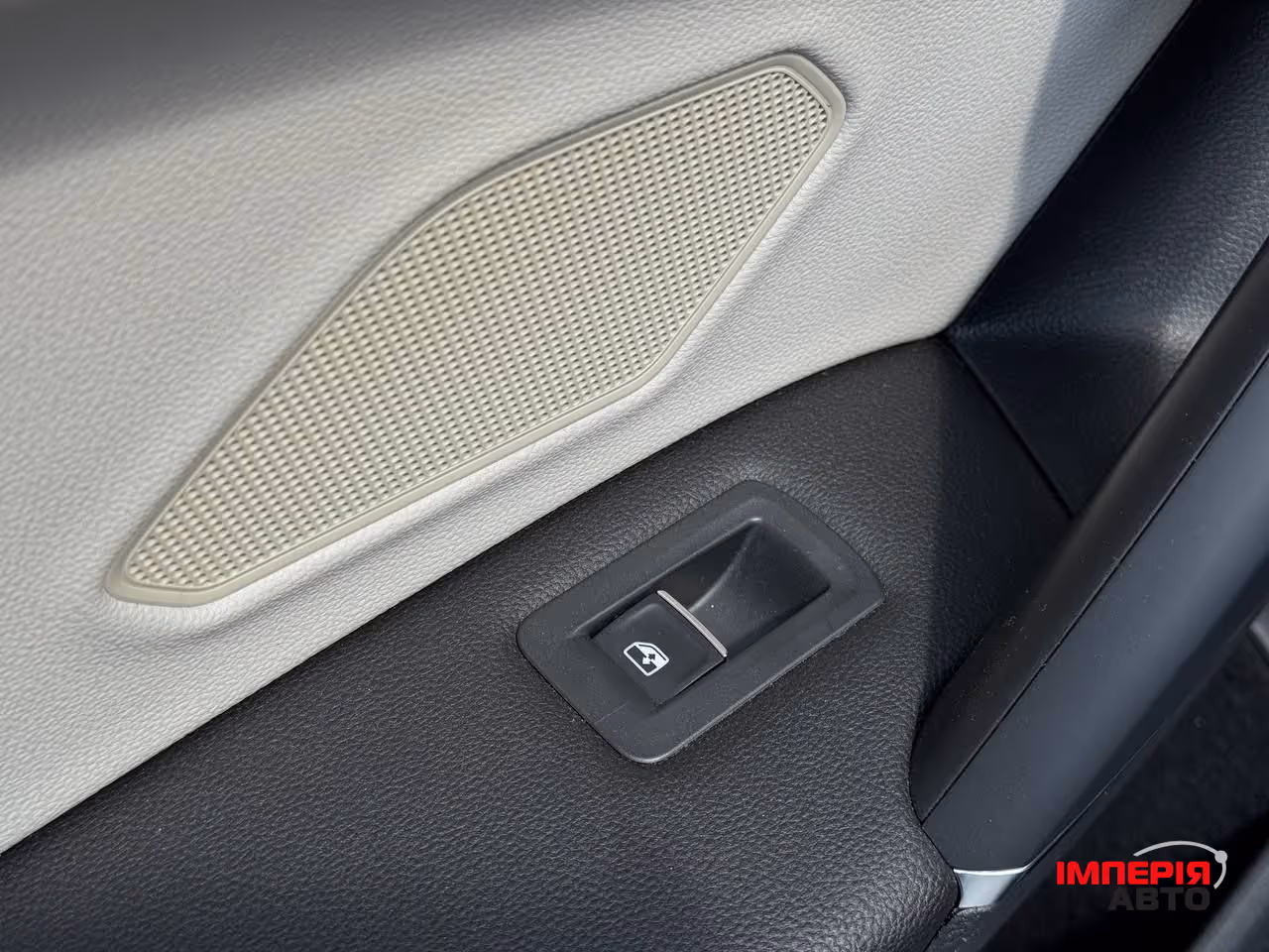 Volkswagen Tiguan - фото 53