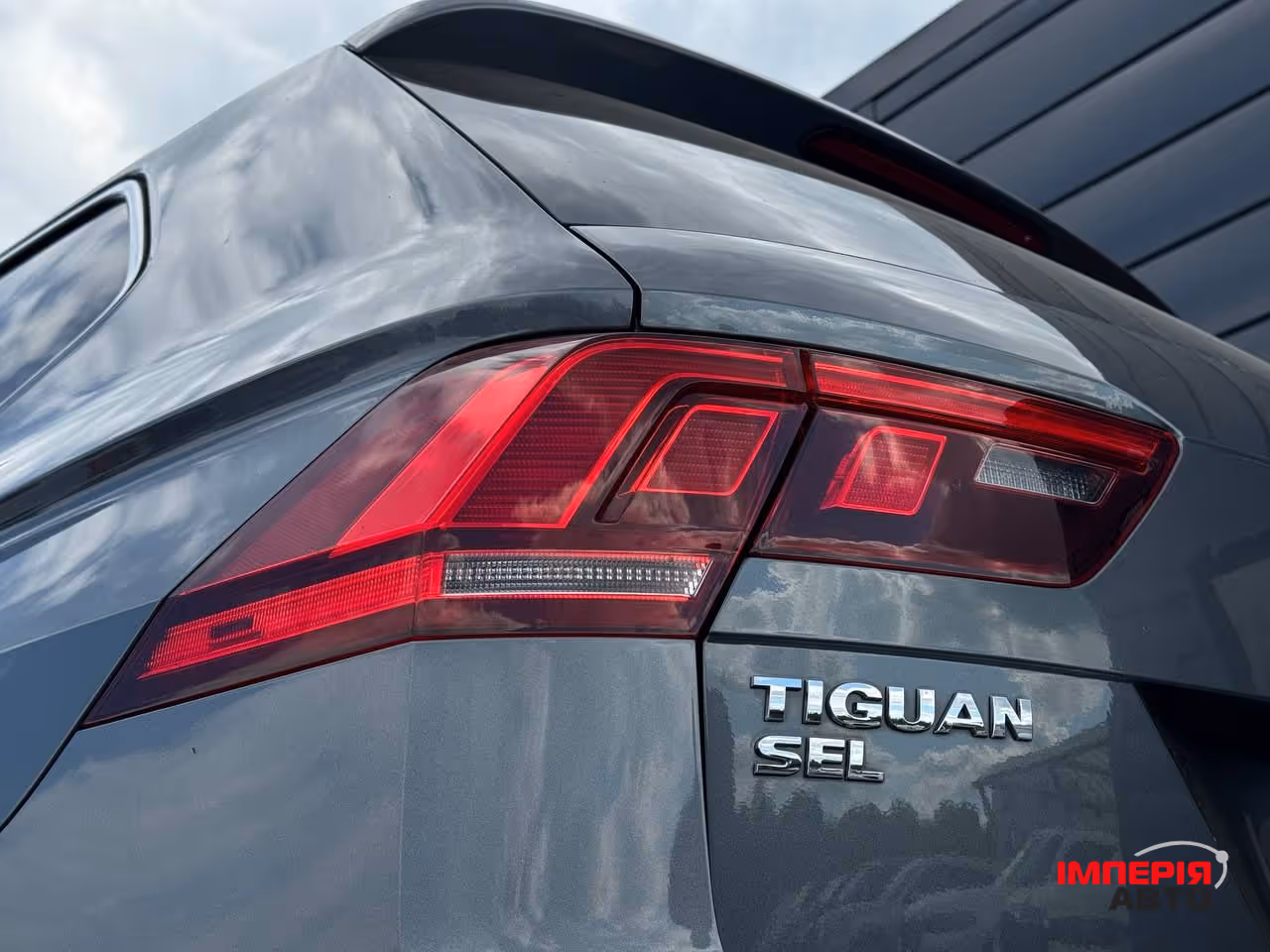 Volkswagen Tiguan - фото 15