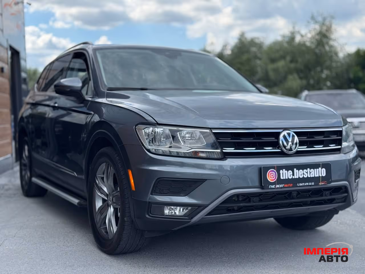 Volkswagen Tiguan - фото 8