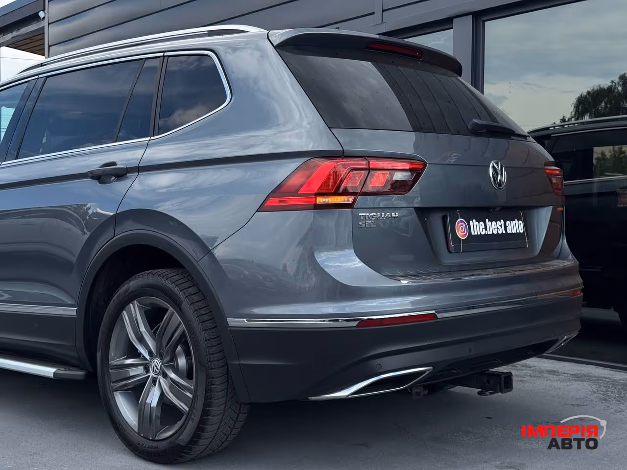 Volkswagen Tiguan - фото 24