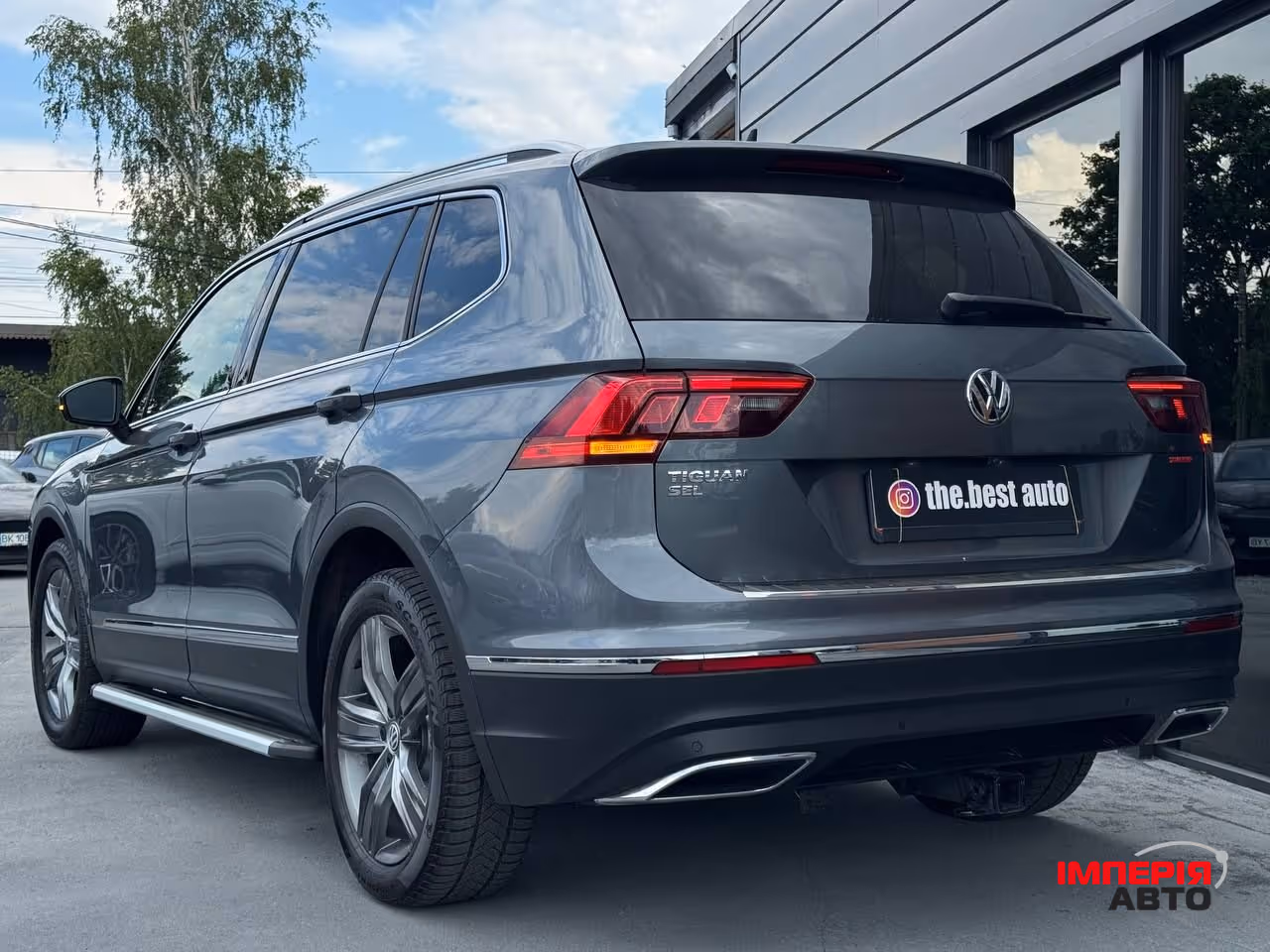 Volkswagen Tiguan - фото 7