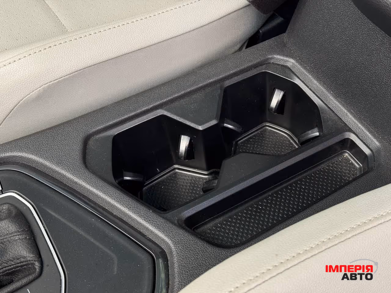 Volkswagen Tiguan - фото 40